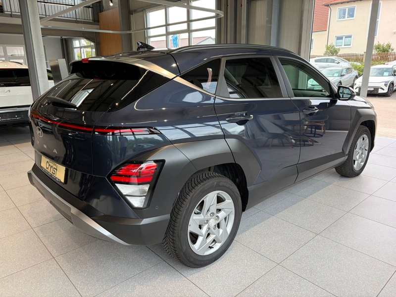 Hyundai KONA 1.6 T-GDI DCT Trend *Navi*360 Grad*ACC* — photo 5