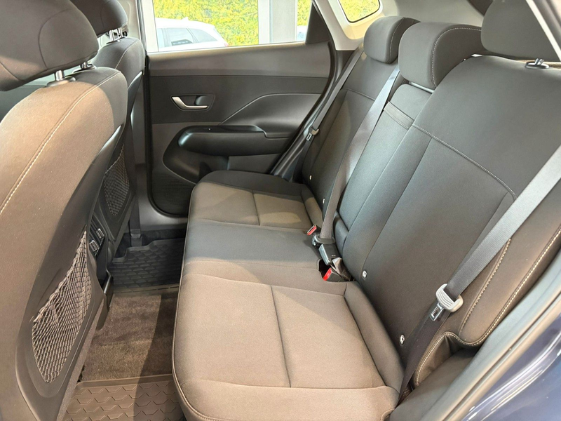 Hyundai KONA 1.6 T-GDI DCT Trend *Navi*360 Grad*ACC* — photo 11