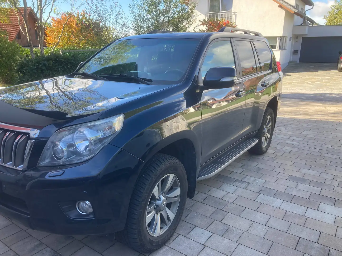 Toyota Land Cruiser Landcruiser 300 3,0 D-4D 190 DPF Premium Aut. Premium Schwarz - 2