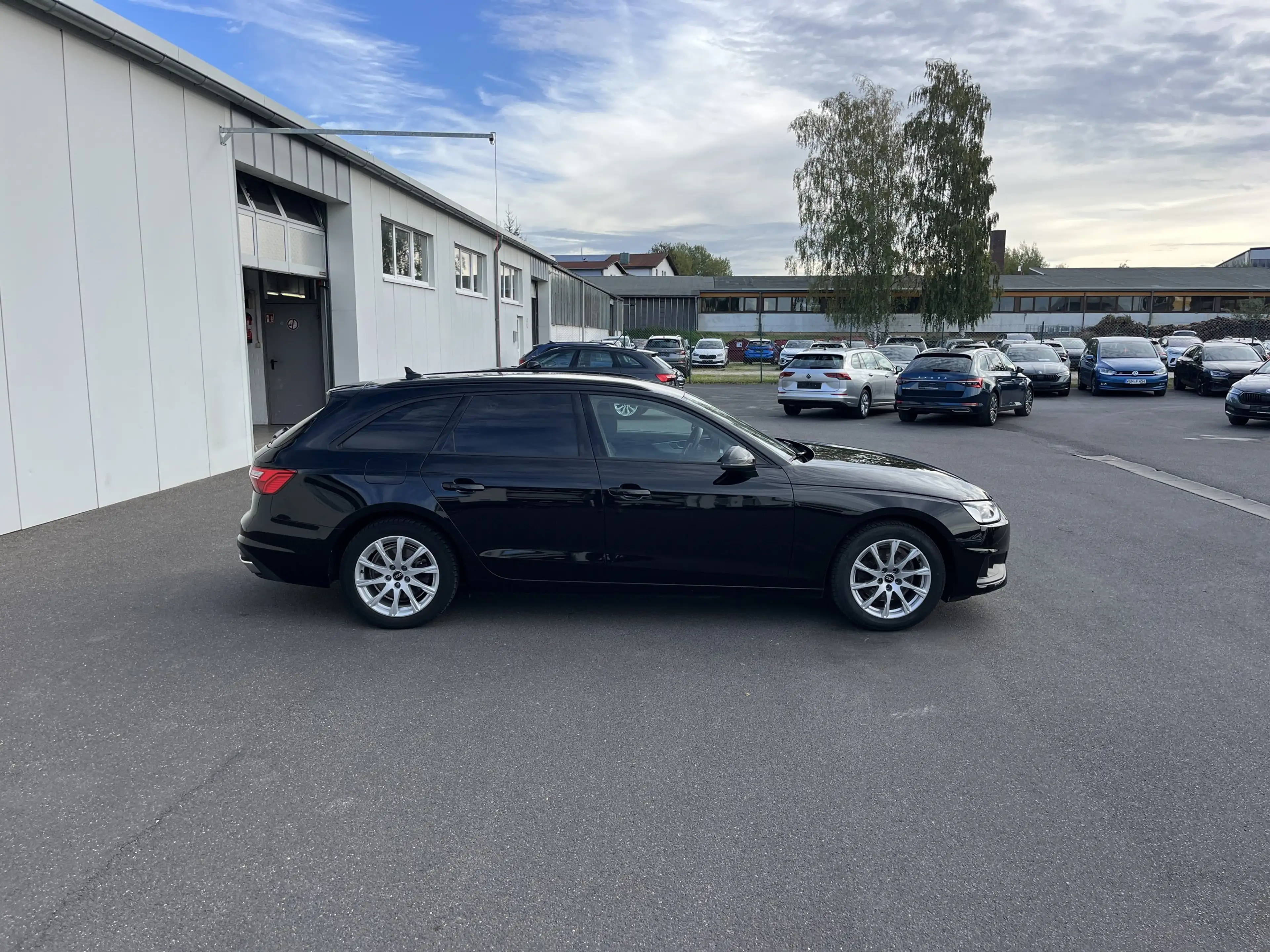 Audi A4 Avant 35 2.0 TFSI S tronic 125€ m.20% Anz. Navi — photo 6