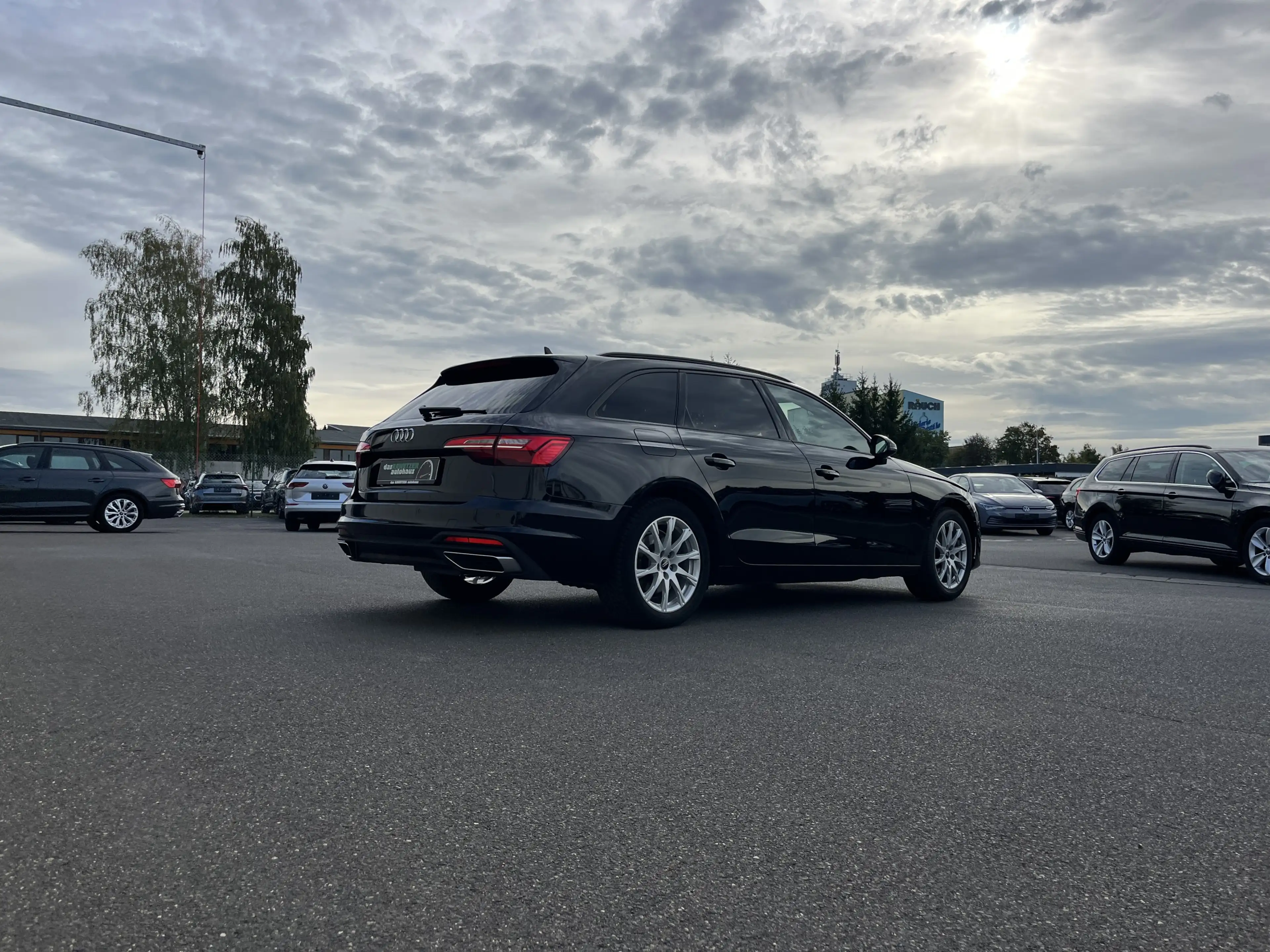 Audi A4 Avant 35 2.0 TFSI S tronic 125€ m.20% Anz. Navi — photo 7