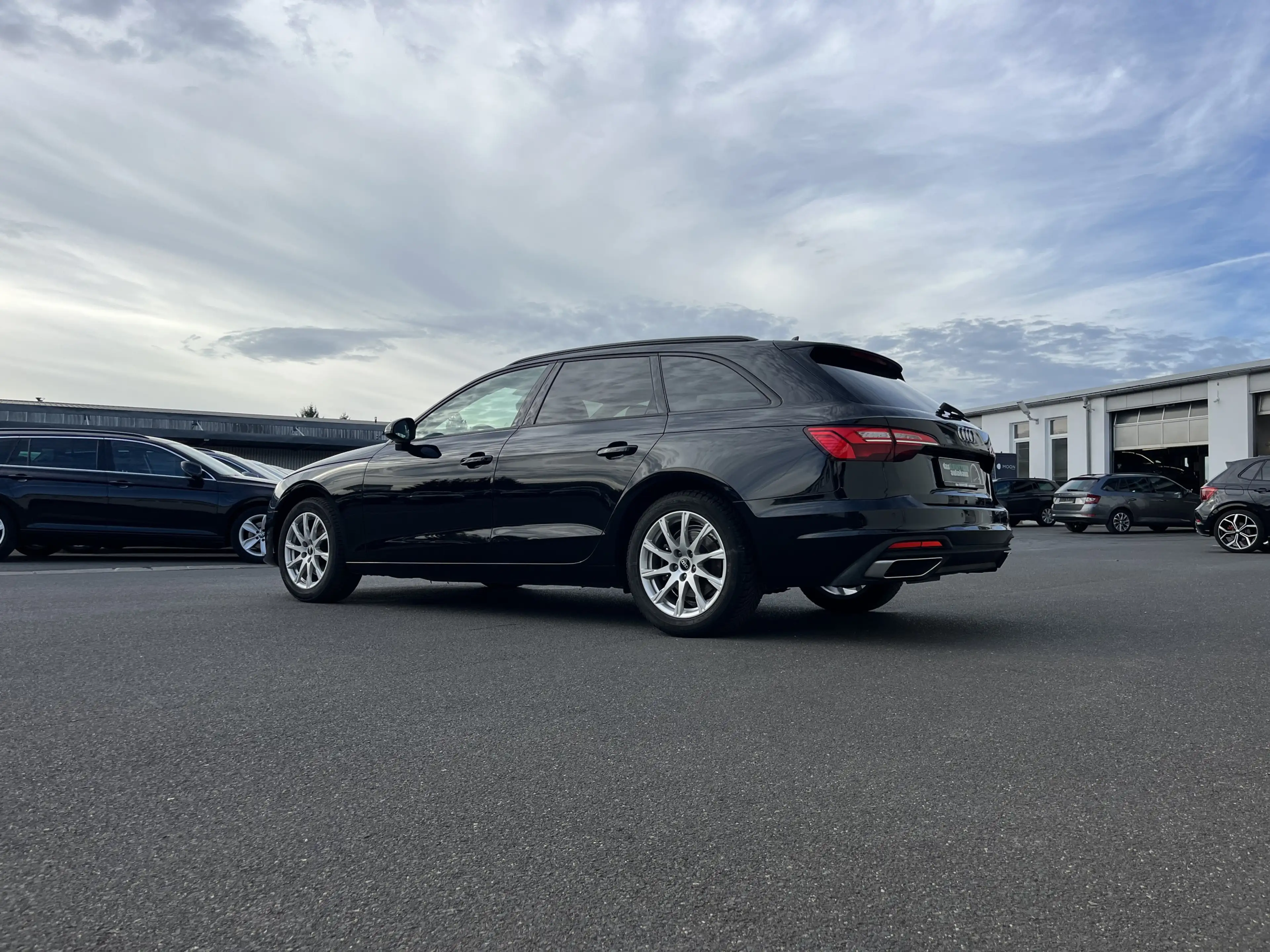 Audi A4 Avant 35 2.0 TFSI S tronic 125€ m.20% Anz. Navi — photo 10