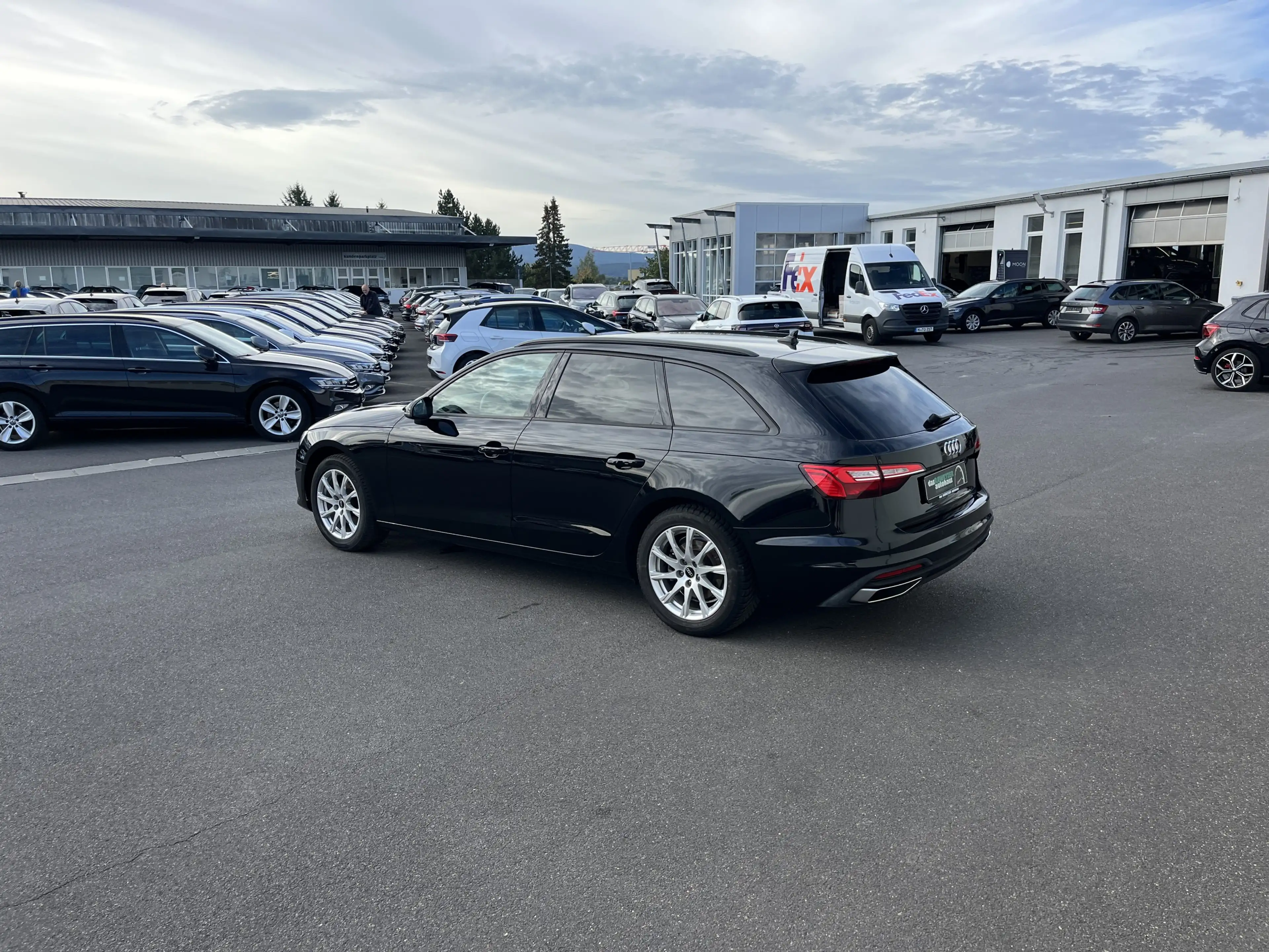 Audi A4 Avant 35 2.0 TFSI S tronic 125€ m.20% Anz. Navi — photo 11
