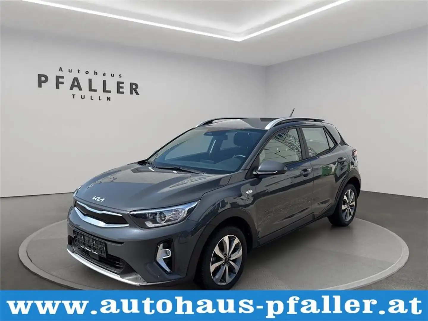 Kia Stonic 1,2 DPI ISG Silber Grau - 1