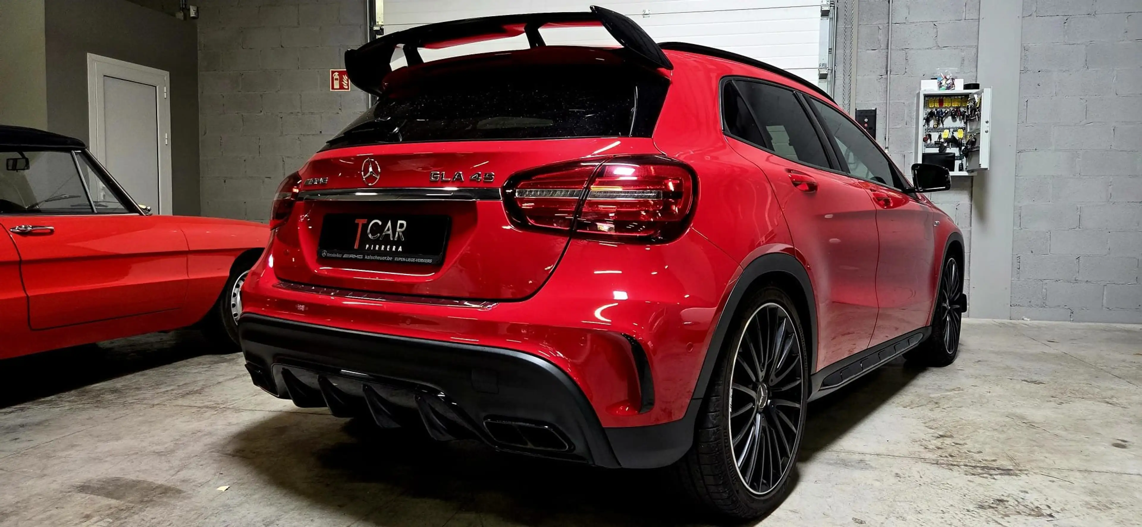 Mercedes-Benz GLA 45 AMG GLA 45 Mercedes-AMG Speedshift DCT AMG 4-Matic — photo 4