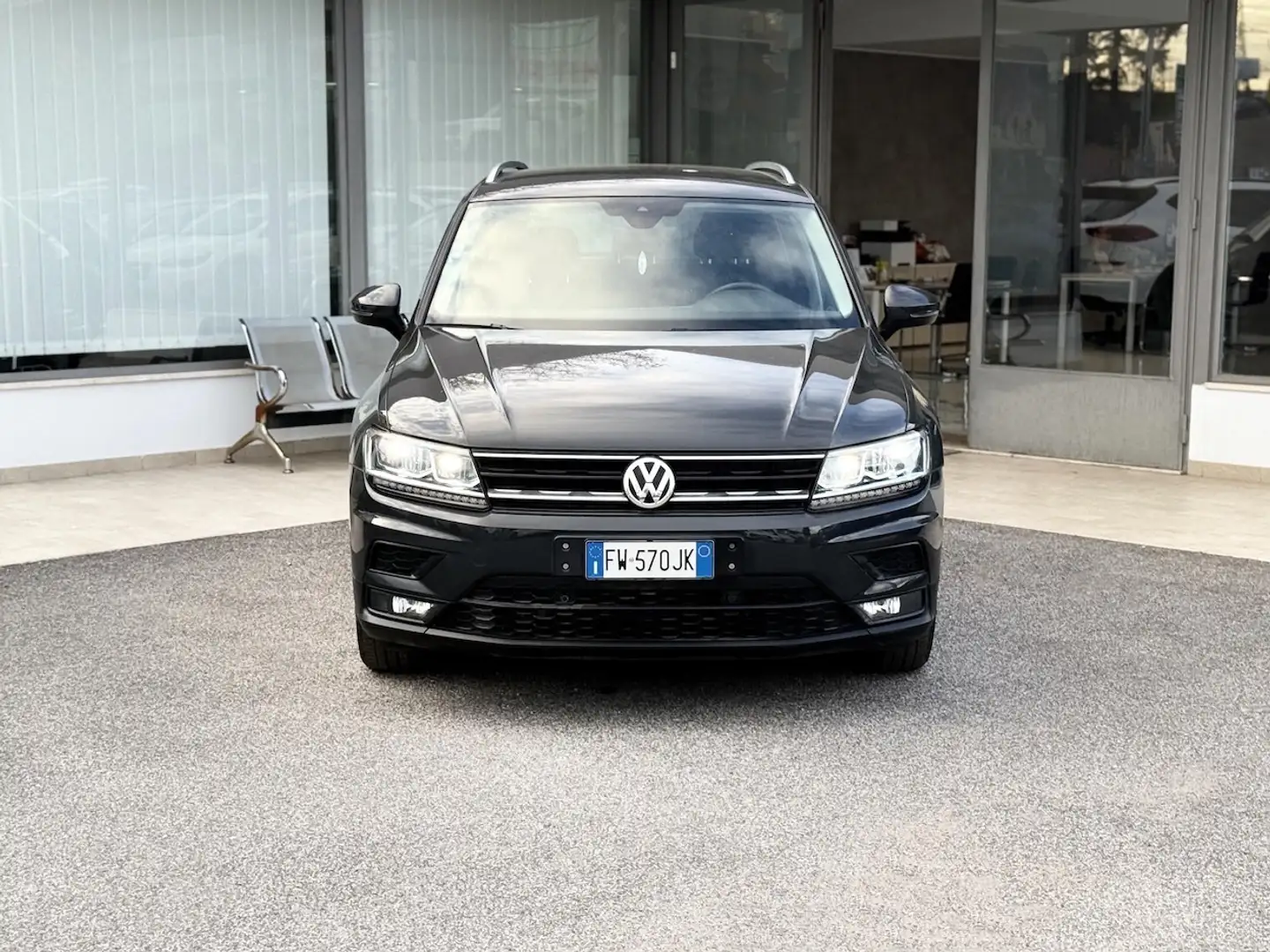 Volkswagen Tiguan 1.6 TDI 116CV E6 Neo. - 2019 Gris - 2