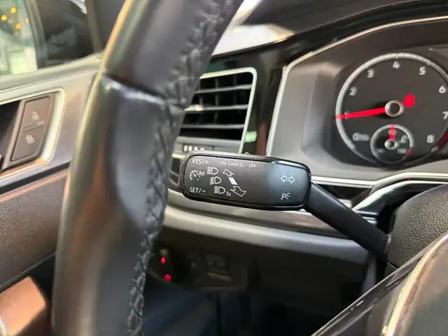 Volkswagen Polo view 19