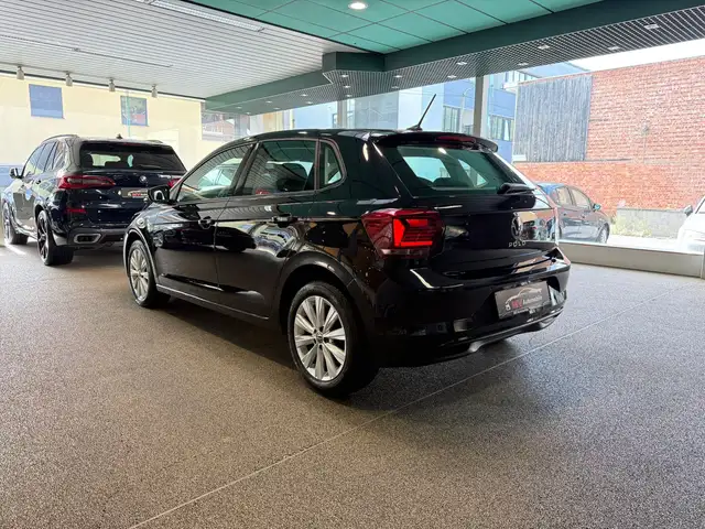 Volkswagen Polo view 4