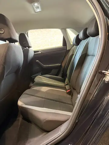 Volkswagen Polo view 13