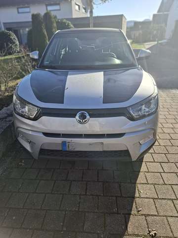 Imagine SsangYong Tivoli e-XGi 160 2WD Quartz