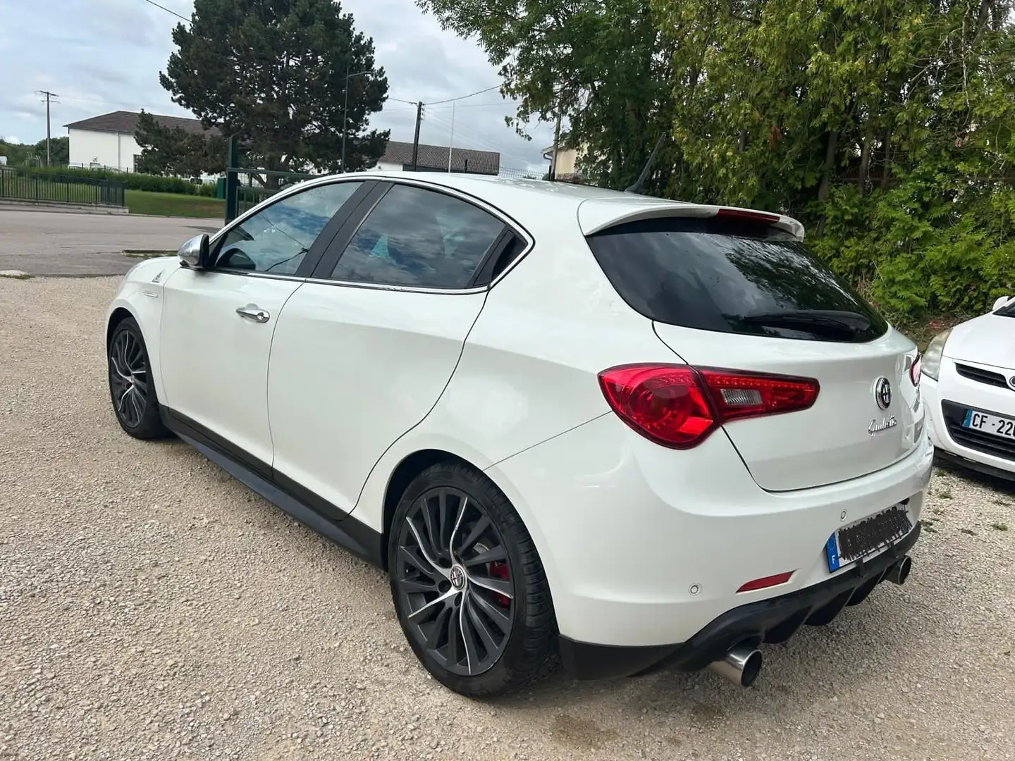 Alfa Romeo Giulietta 1750 TBI 235 ch Quadrifoglio Verde - 2