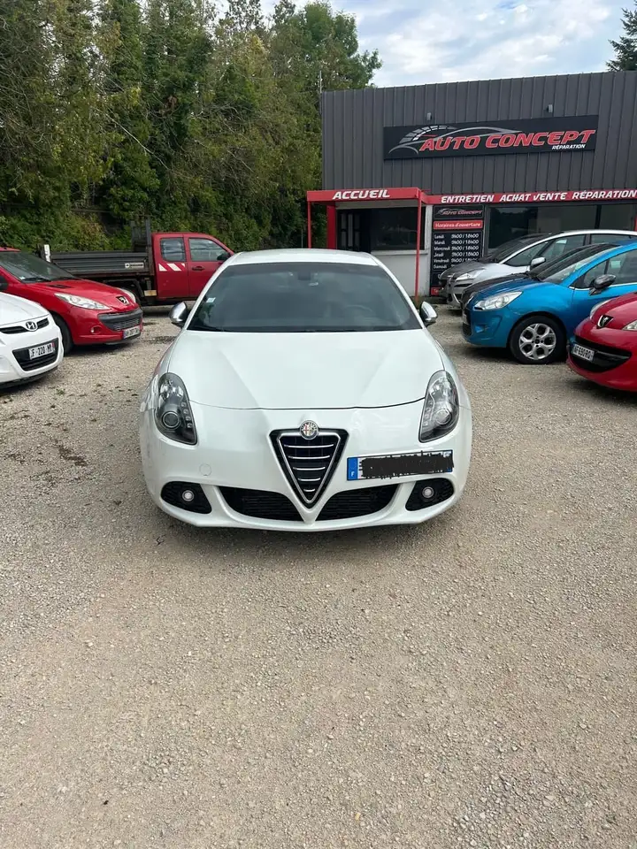 Alfa-romeo Giulietta 1750 TBI 235 ch Quadrifoglio Verde