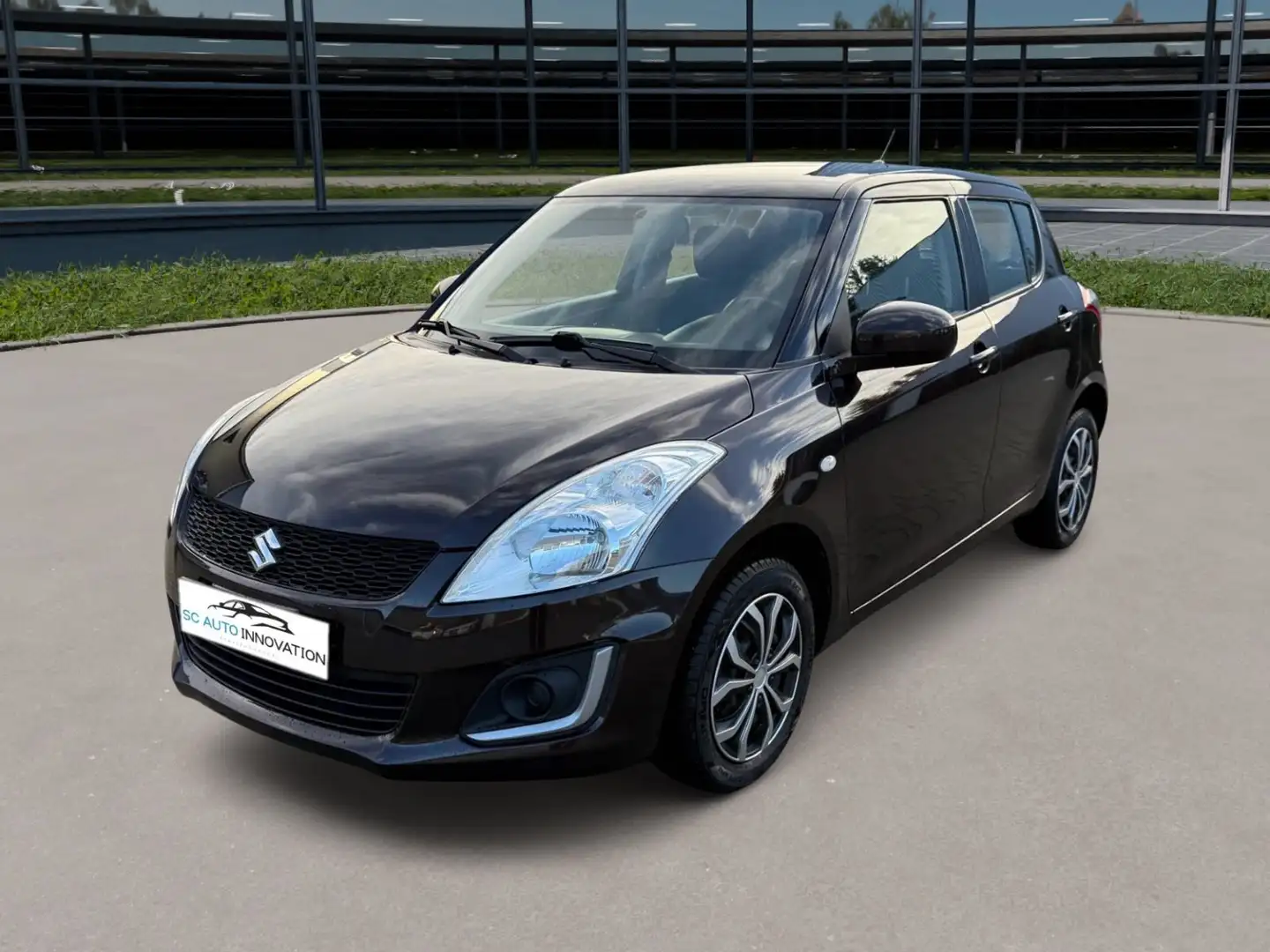 Suzuki Swift Club 4x4 1.2+Klima+8-fach+Sitzh.+Allrad+ Braun - 1