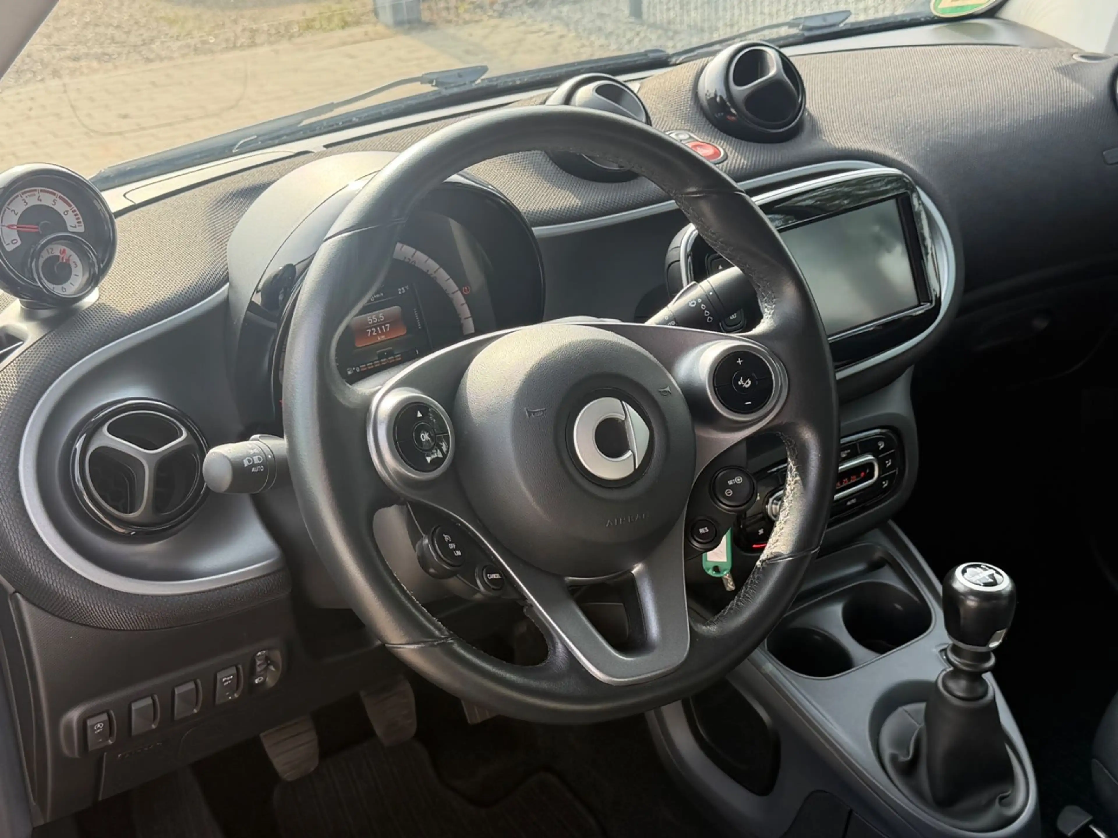 smart forTwo cabrio Prime Kamera Leder Klimaauto Temp — photo 10