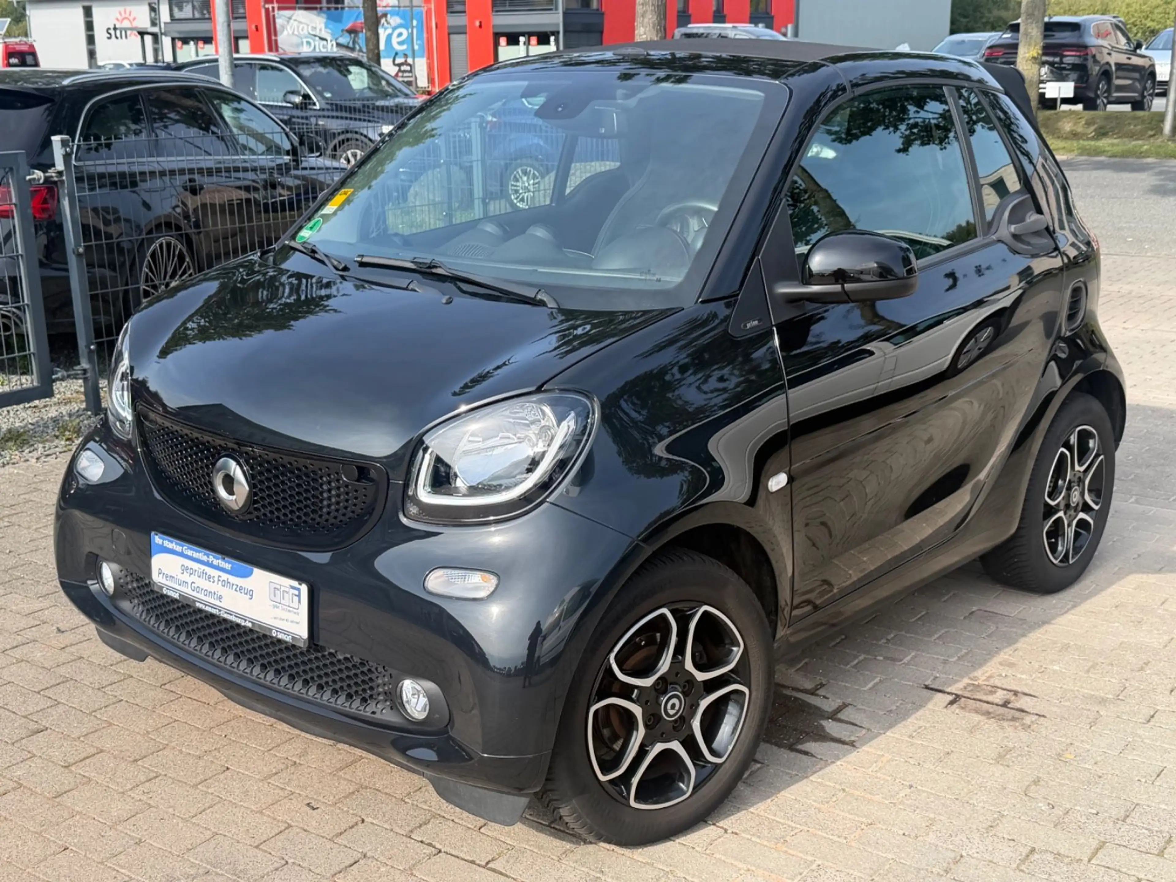 smart forTwo cabrio Prime Kamera Leder Klimaauto Temp