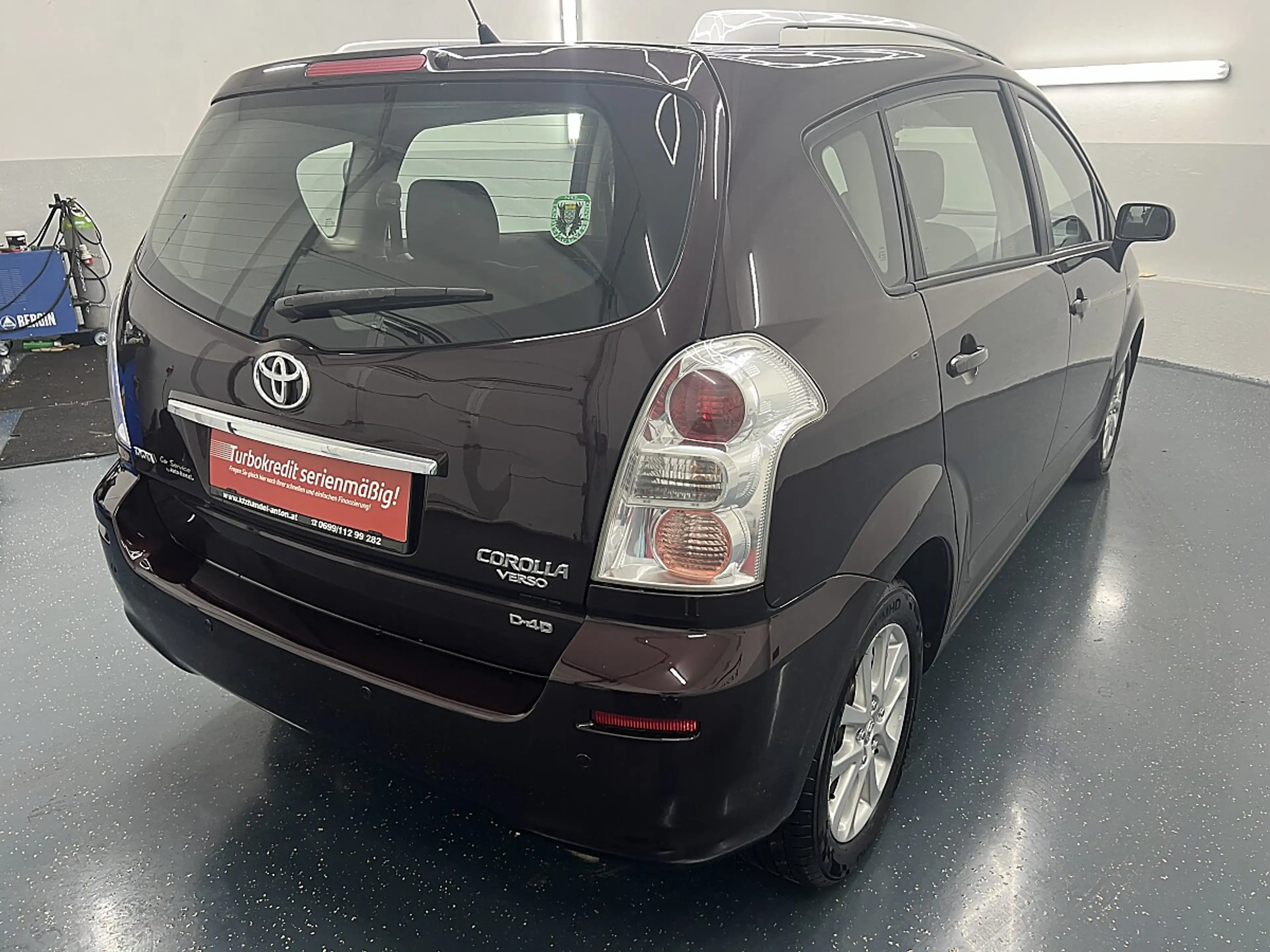 Toyota Corolla Verso 2,2 D-4D 135 Linea Sol — photo 5