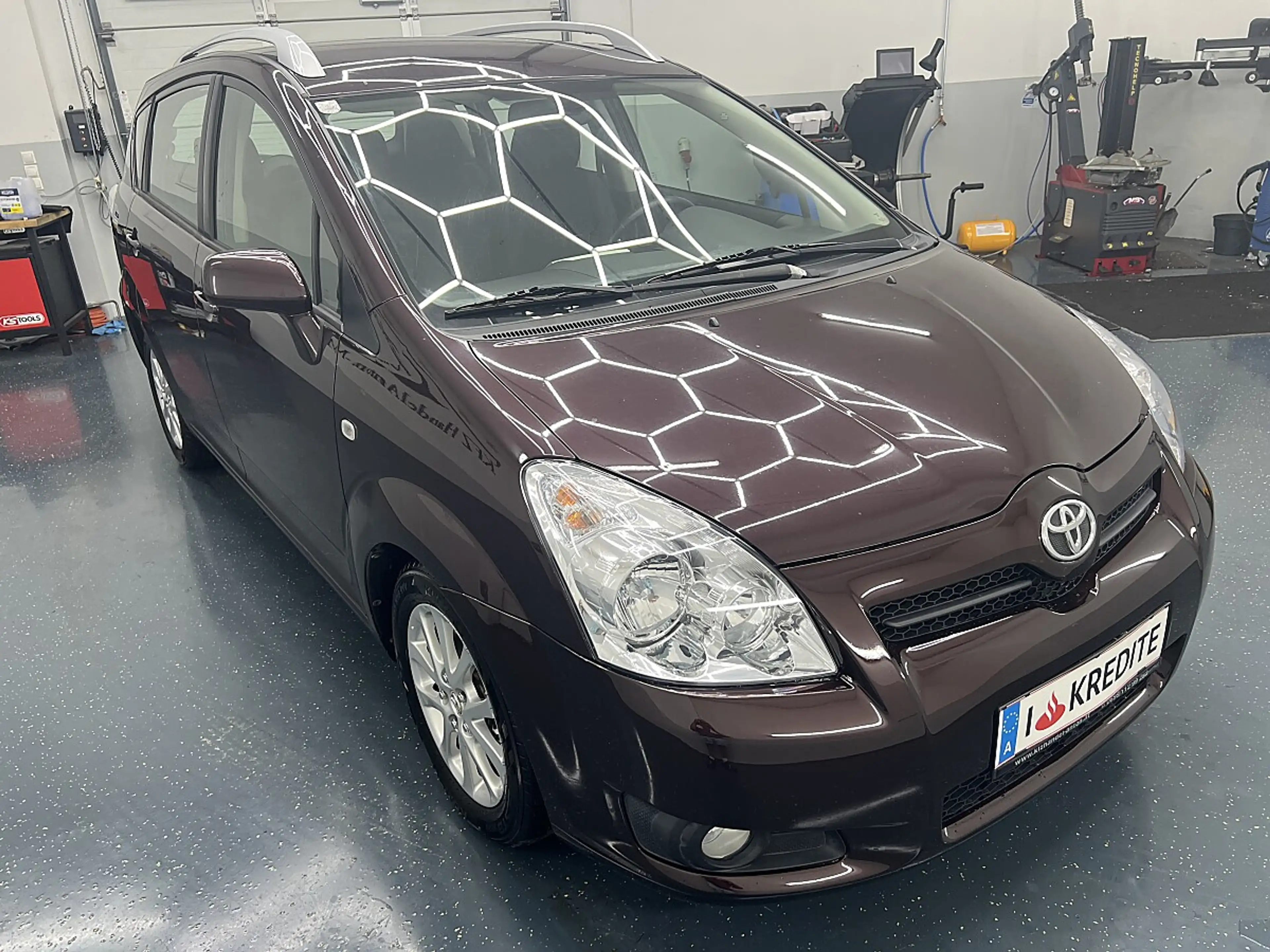 Toyota Corolla Verso 2,2 D-4D 135 Linea Sol — photo 7