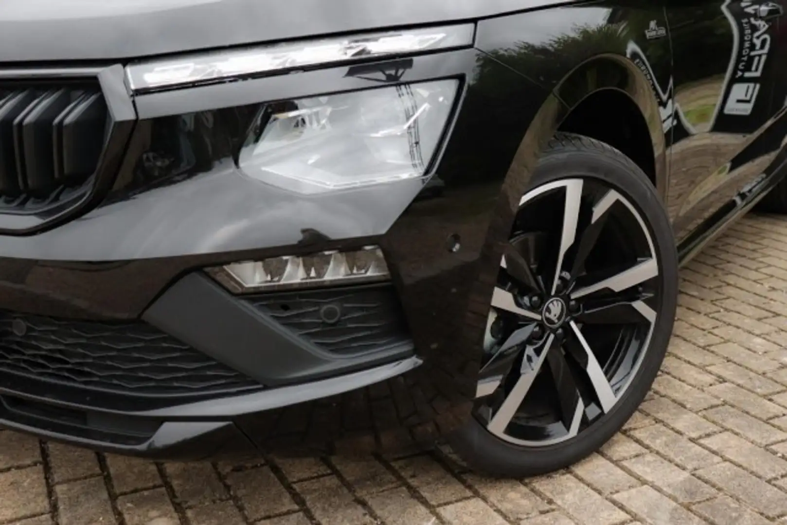 Skoda Kamiq Monte Carlo 1.5 TSI DSG MATRIX*PANO*ACC Klima Schwarz - 2