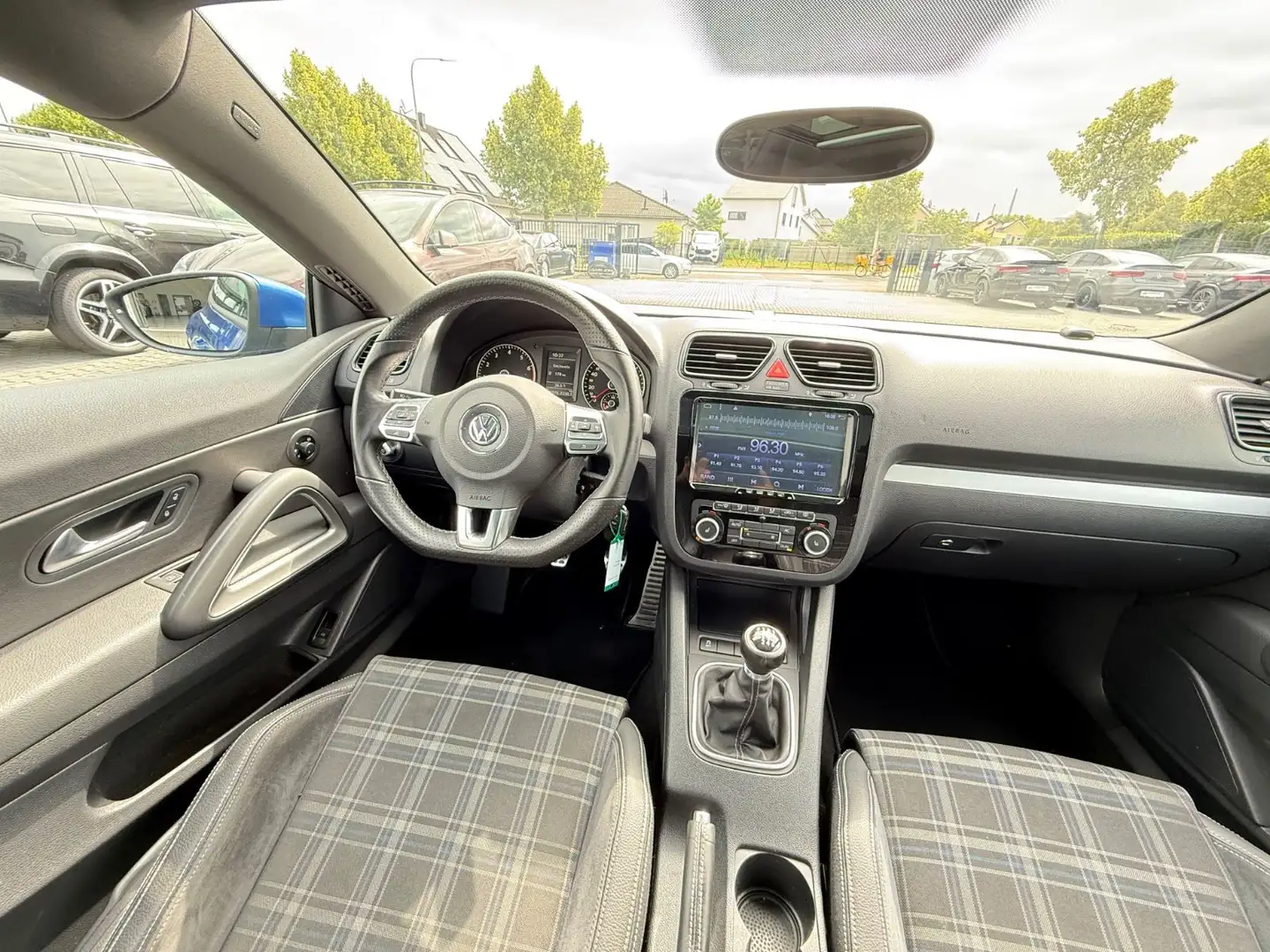 Volkswagen Scirocco 1.4 TSI 90 kW Edition+* Bleu - 2