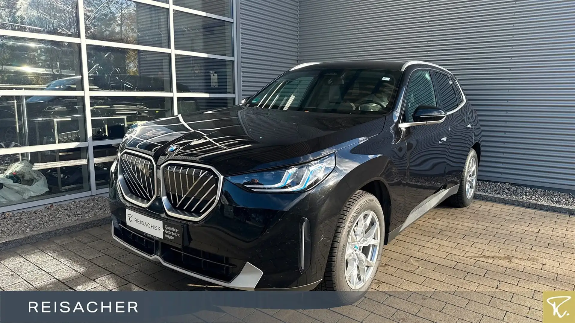 BMW X3 xDrive 20d AHK 360° ACC HUD NAVI 18"LM adLED Schwarz - 1