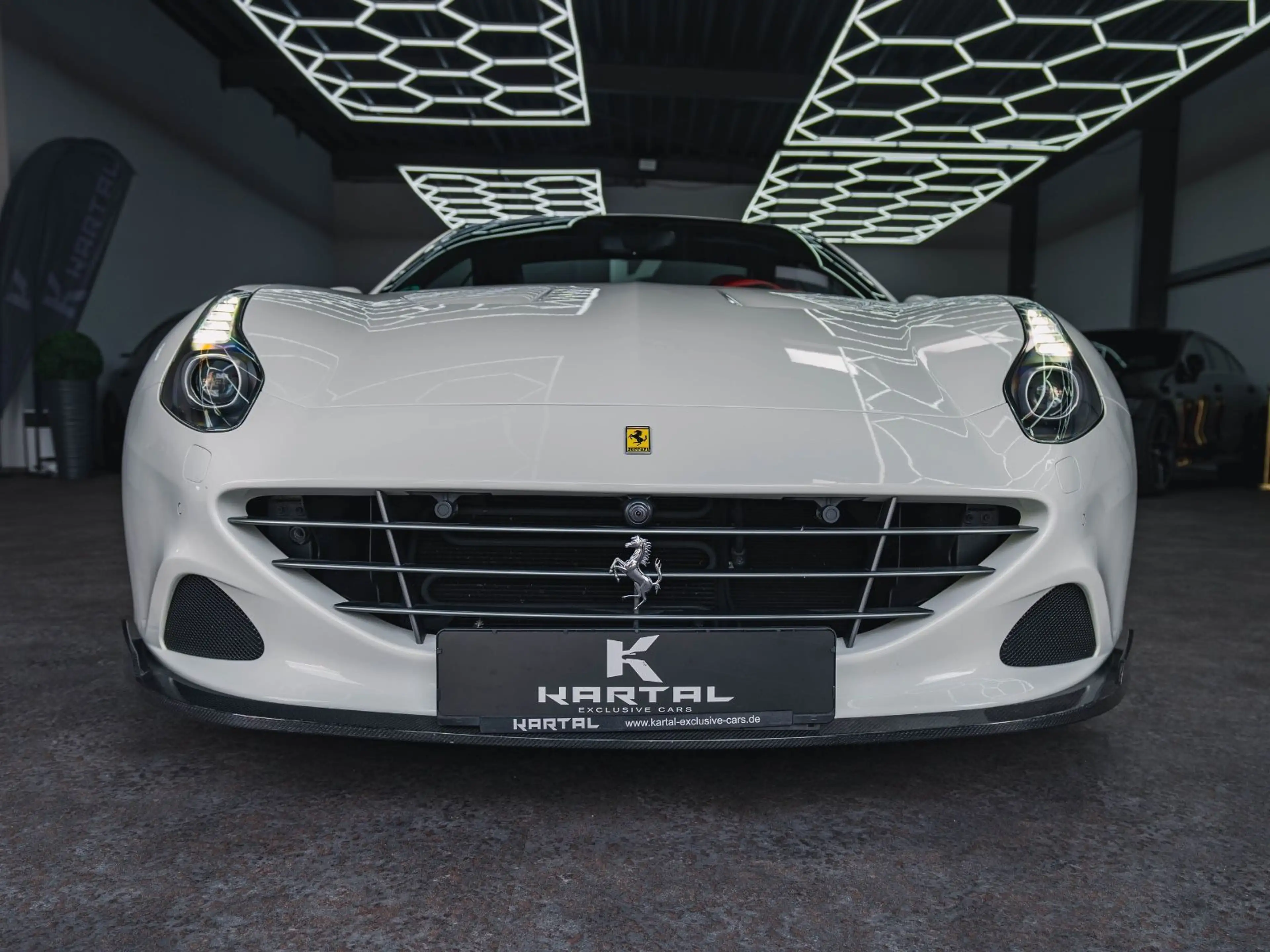Ferrari California T*Handling Speciale*LED*SCHECKHEFT* — photo 6