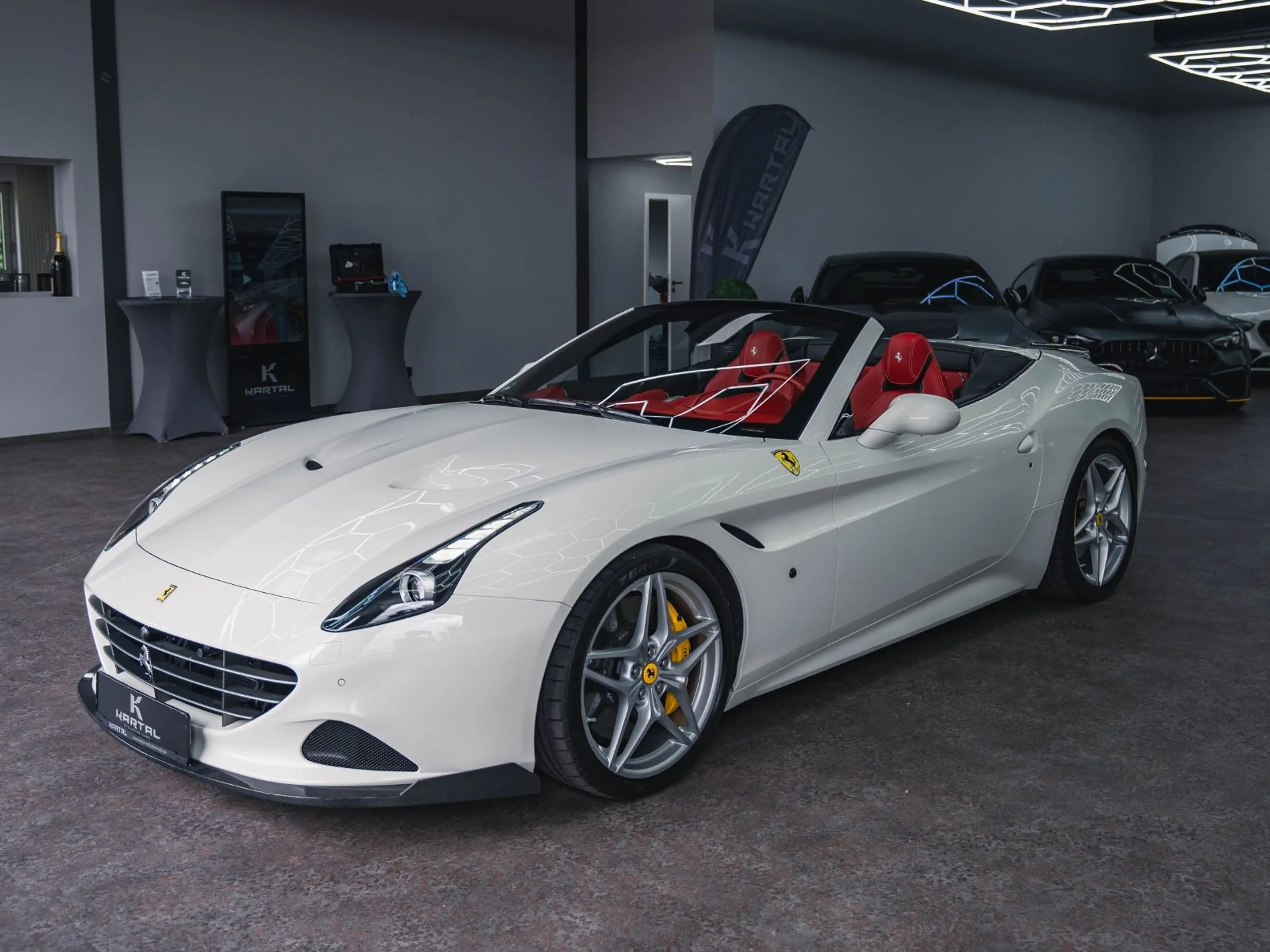 Ferrari California T*Handling Speciale*LED*SCHECKHEFT* — photo 11