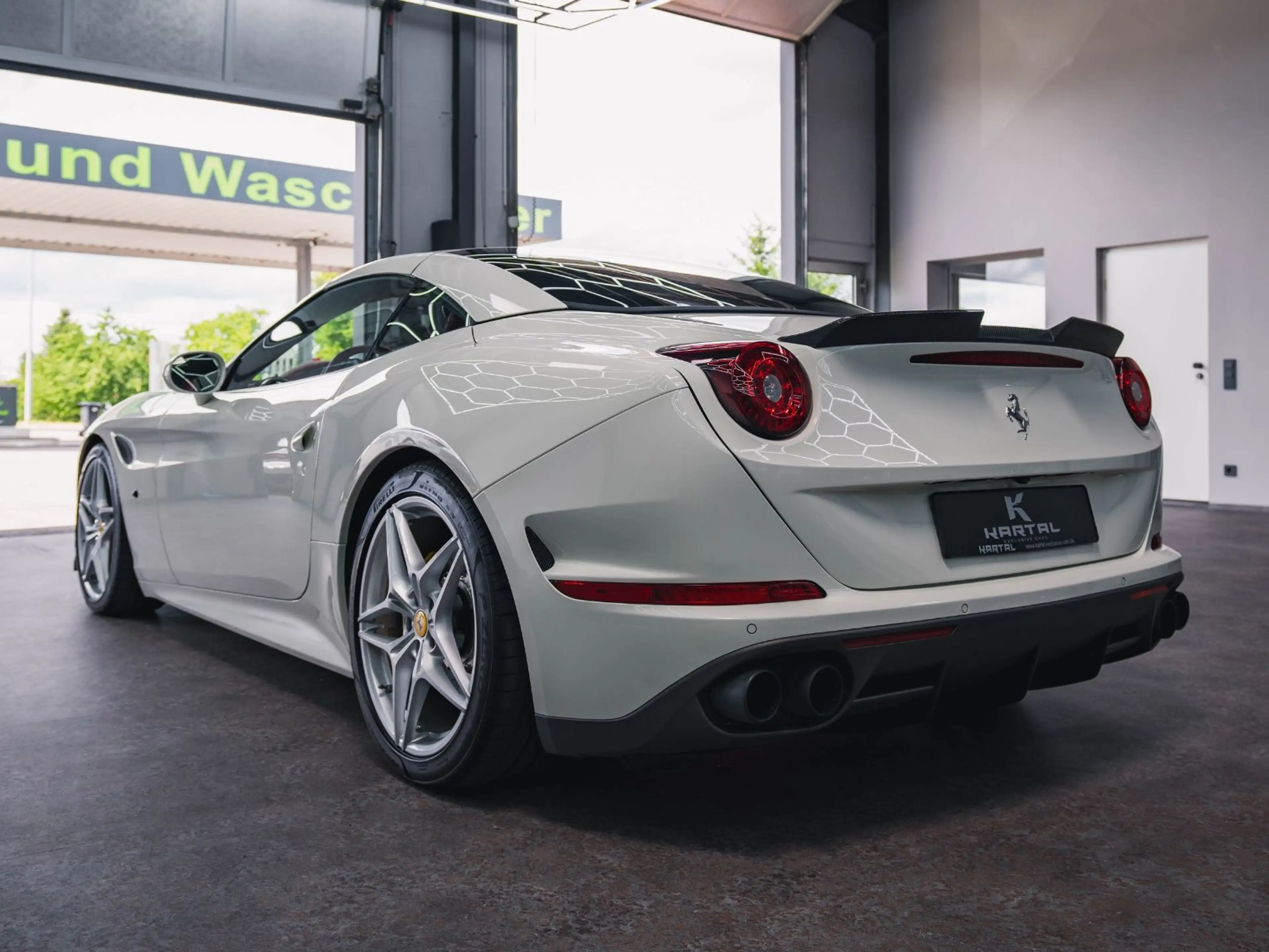 Ferrari California T*Handling Speciale*LED*SCHECKHEFT* — photo 13