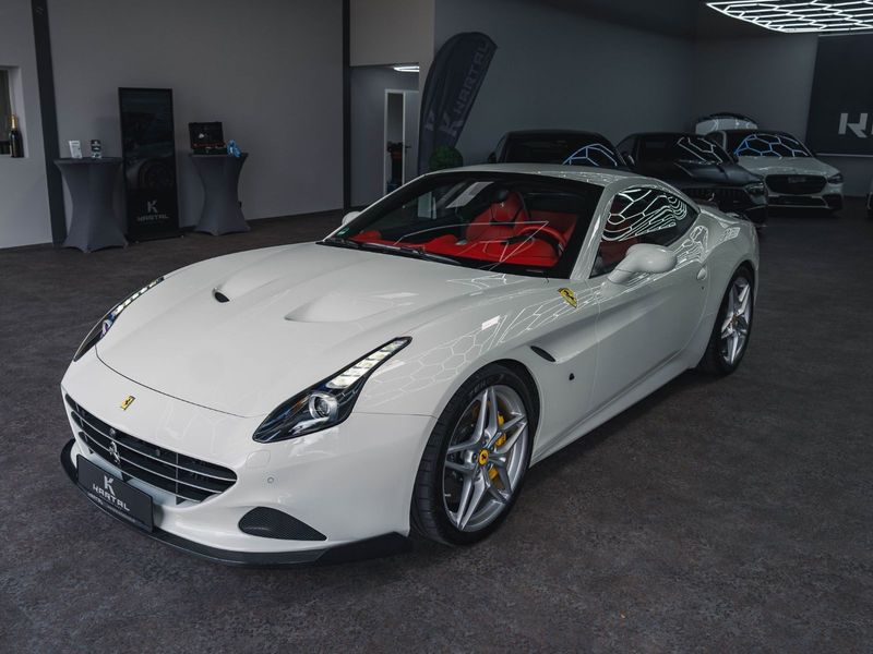 Ferrari California T*Handling Speciale*LED*SCHECKHEFT* — photo 3