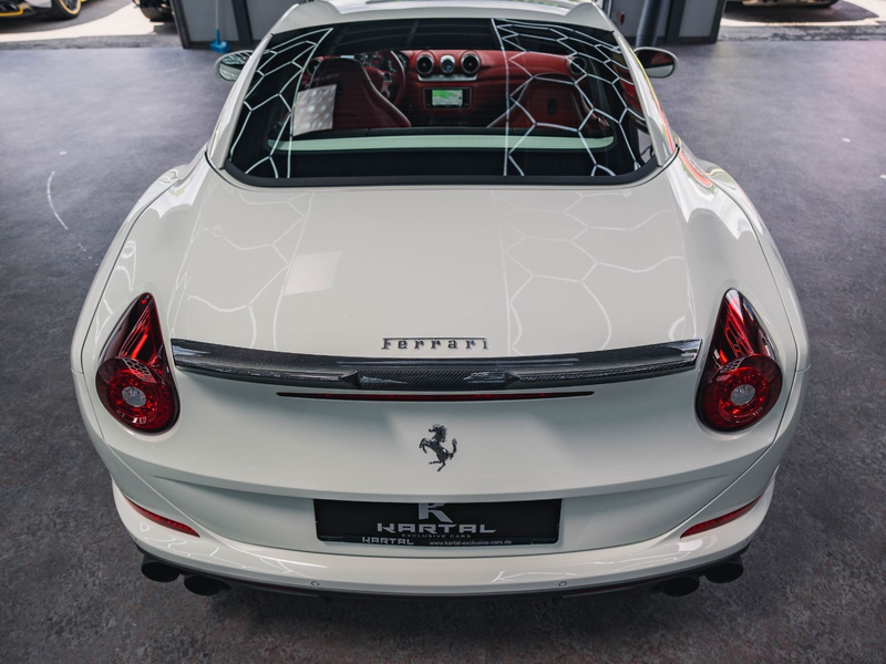 Ferrari California T*Handling Speciale*LED*SCHECKHEFT* — photo 9