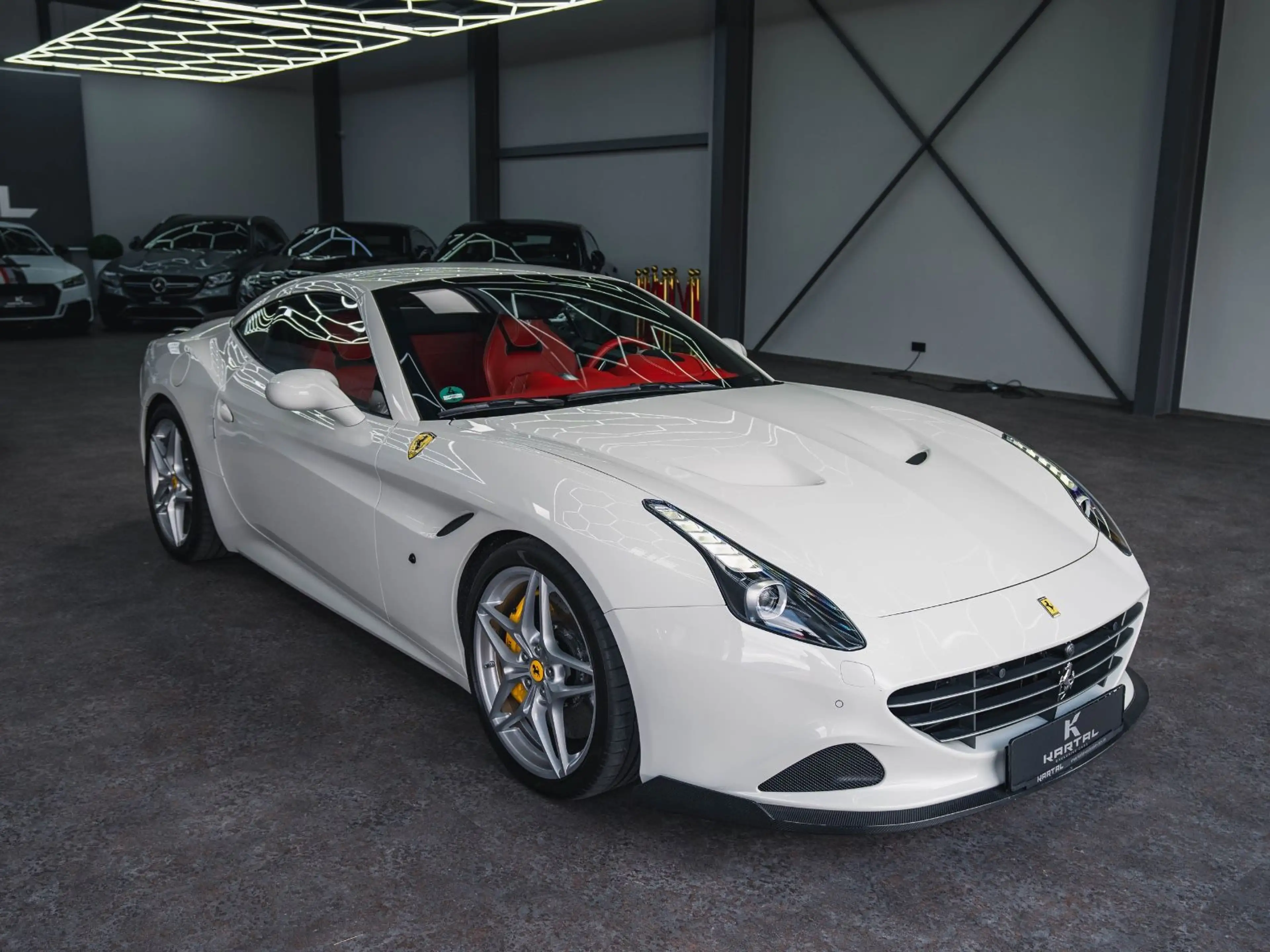 Ferrari California T*Handling Speciale*LED*SCHECKHEFT* — photo 4