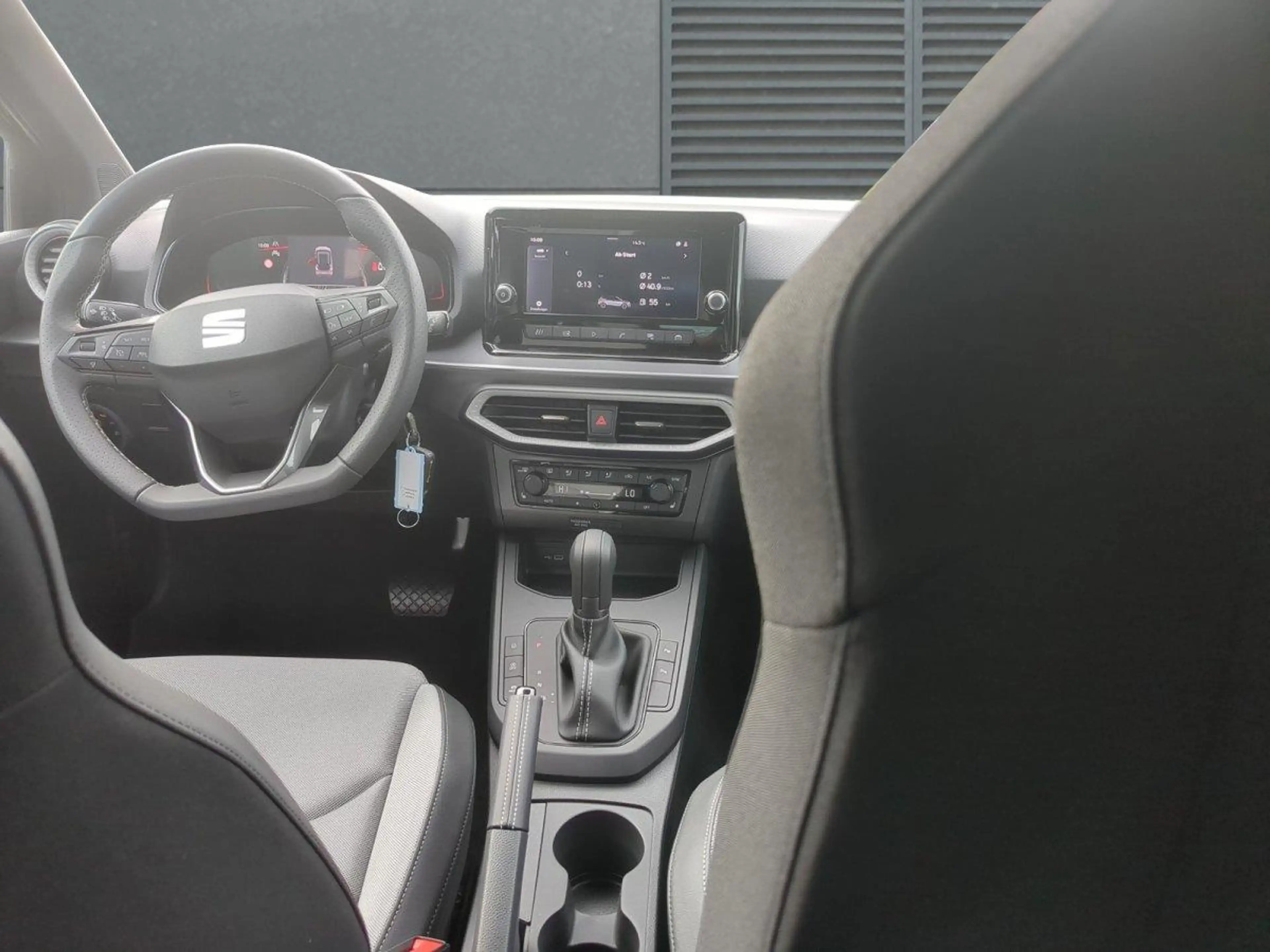 SEAT Arona FR SHZ PDC RFK 1.0 TSI 115 DSG 85 kW (116 PS), ... — photo 5