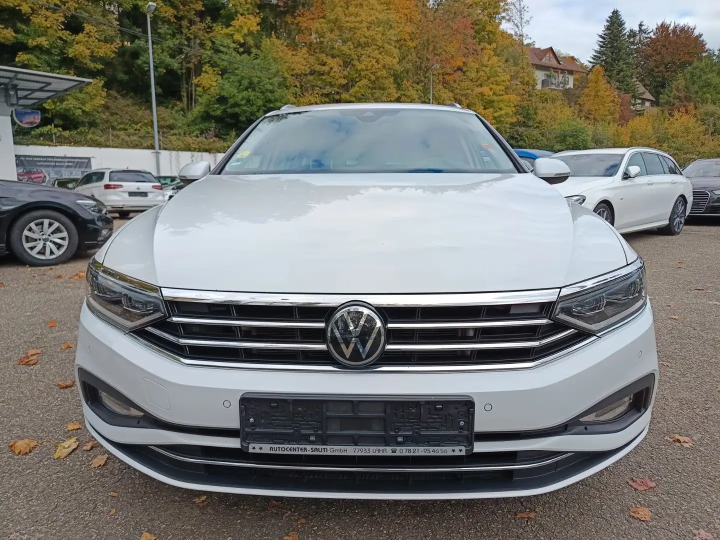 Volkswagen Passat Variant Business DSG Weiß - 2