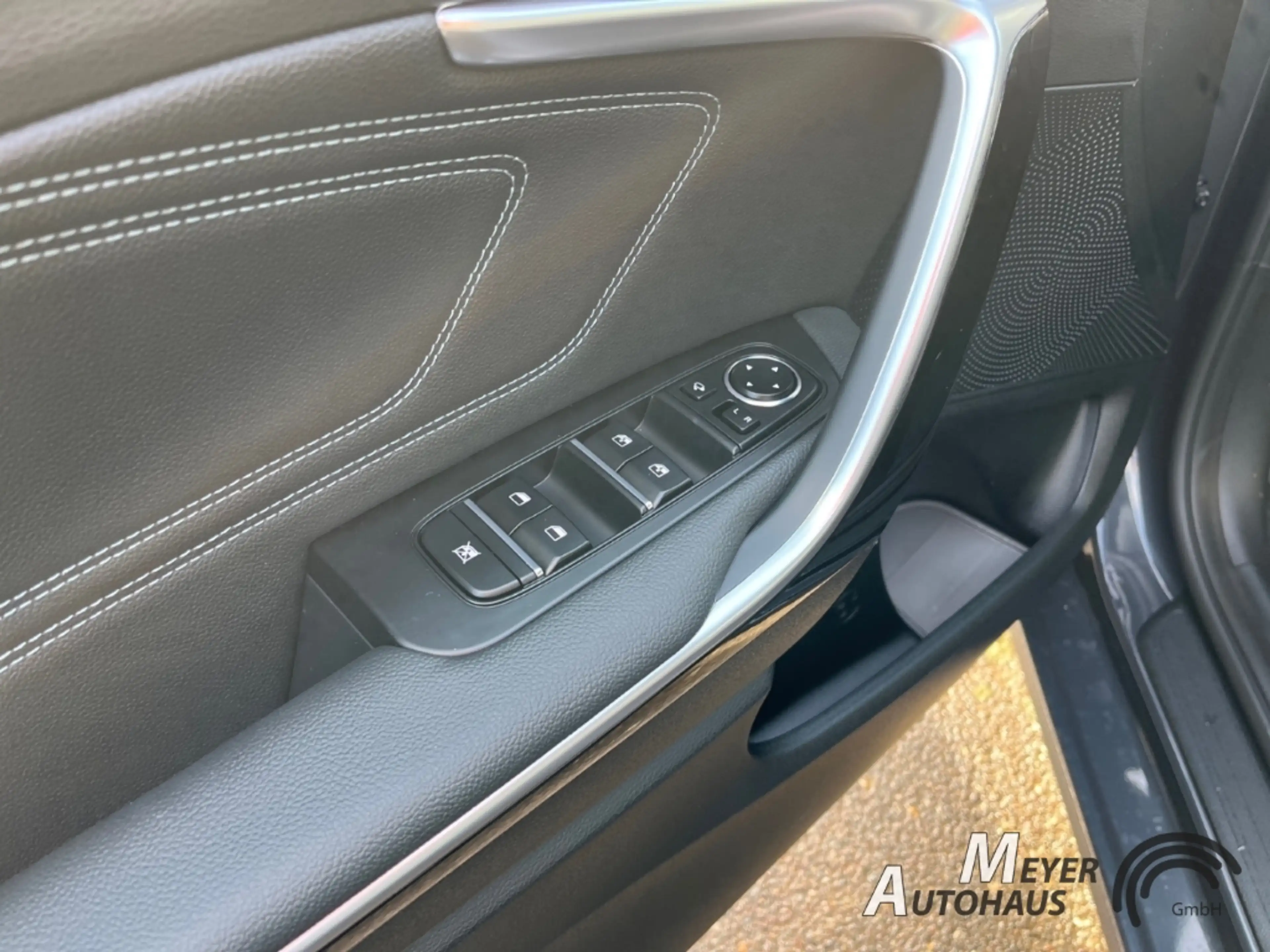 Kia Ceed / cee'd 1.0T 48V DCT 100 NIGHTLINE+LED+Teilleder+Totwinkel — photo 7