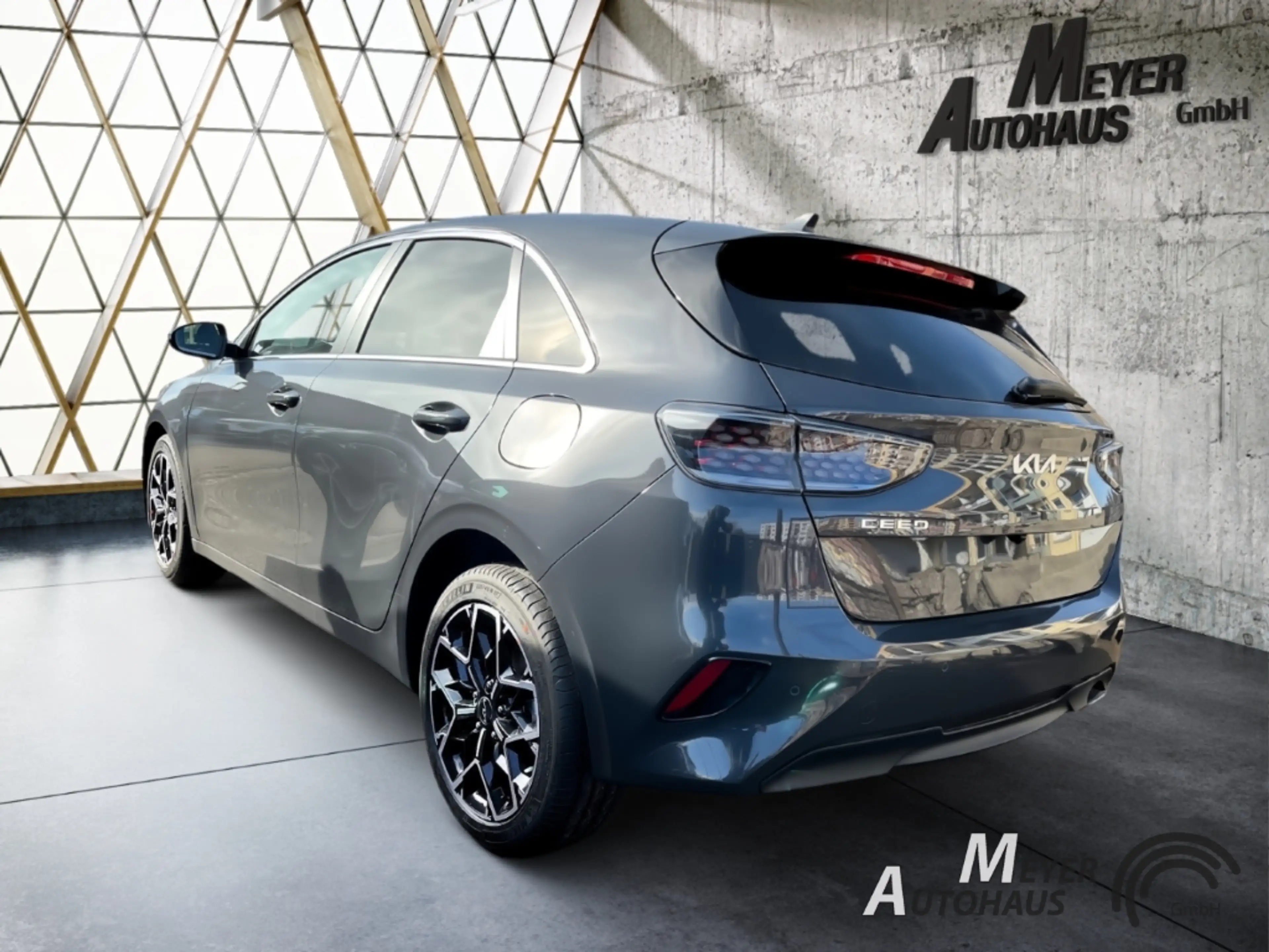 Kia Ceed / cee'd 1.0T 48V DCT 100 NIGHTLINE+LED+Teilleder+Totwinkel — photo 11