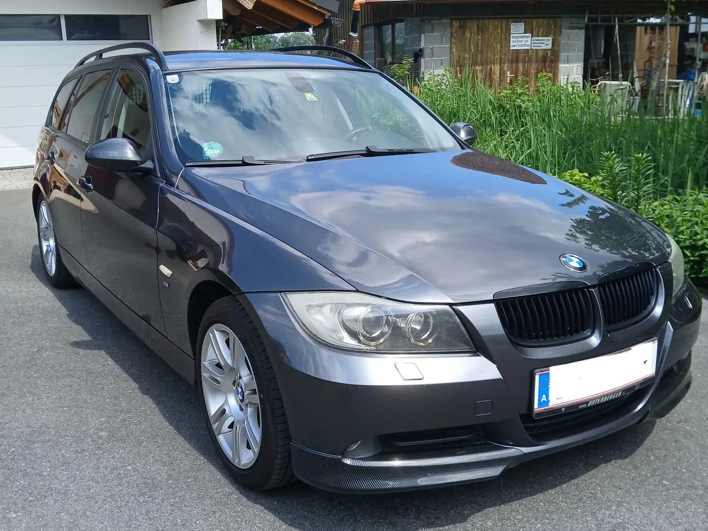 BMW 318 318d Touring Grau - 1