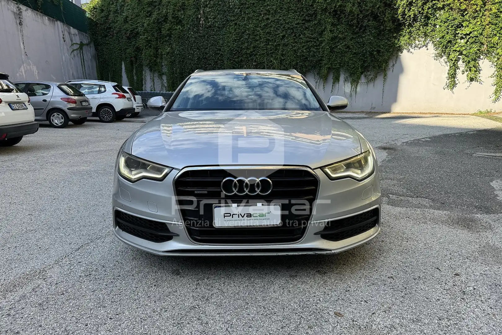 Audi A6 A6 Avant 3.0 TDI 245 CV quattro S tronic Business  Plateado - 2