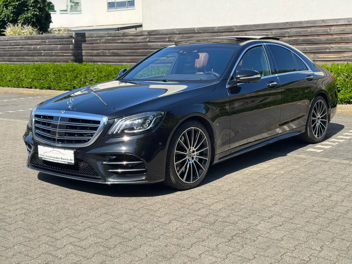 Mercedes-Benz S 400 4MaticAMG Multimedia Burmester Pano 360° Negru - 2