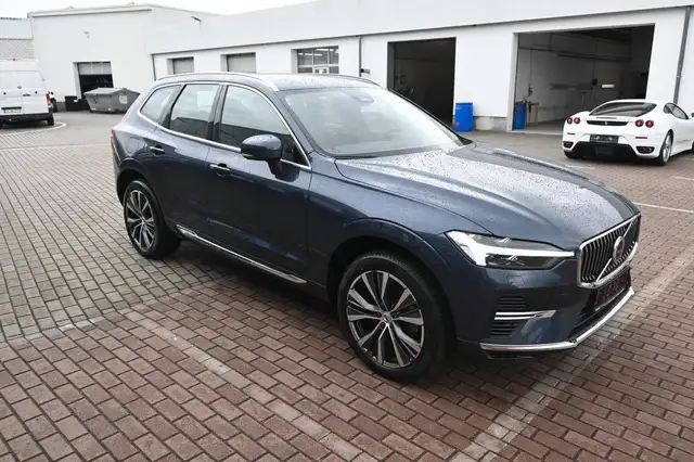 Volvo XC60 view 4