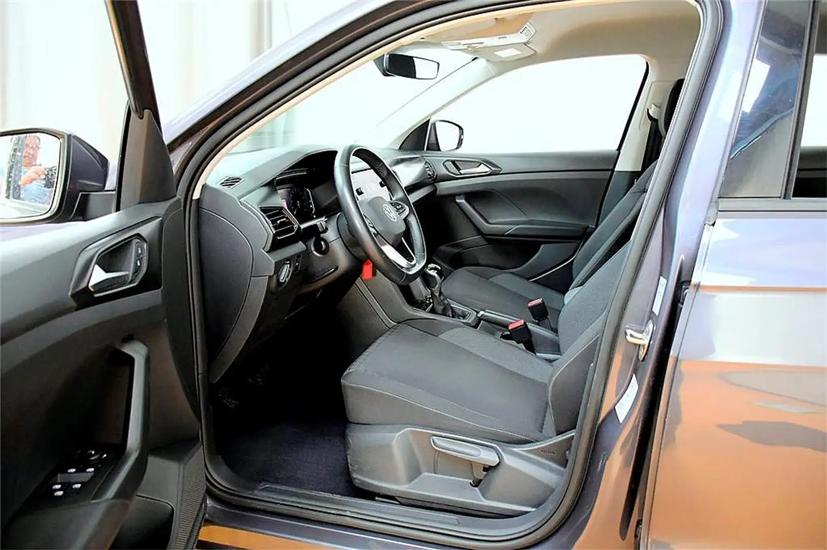 Volkswagen T-Cross 1,0 TSI Life Grau - 2