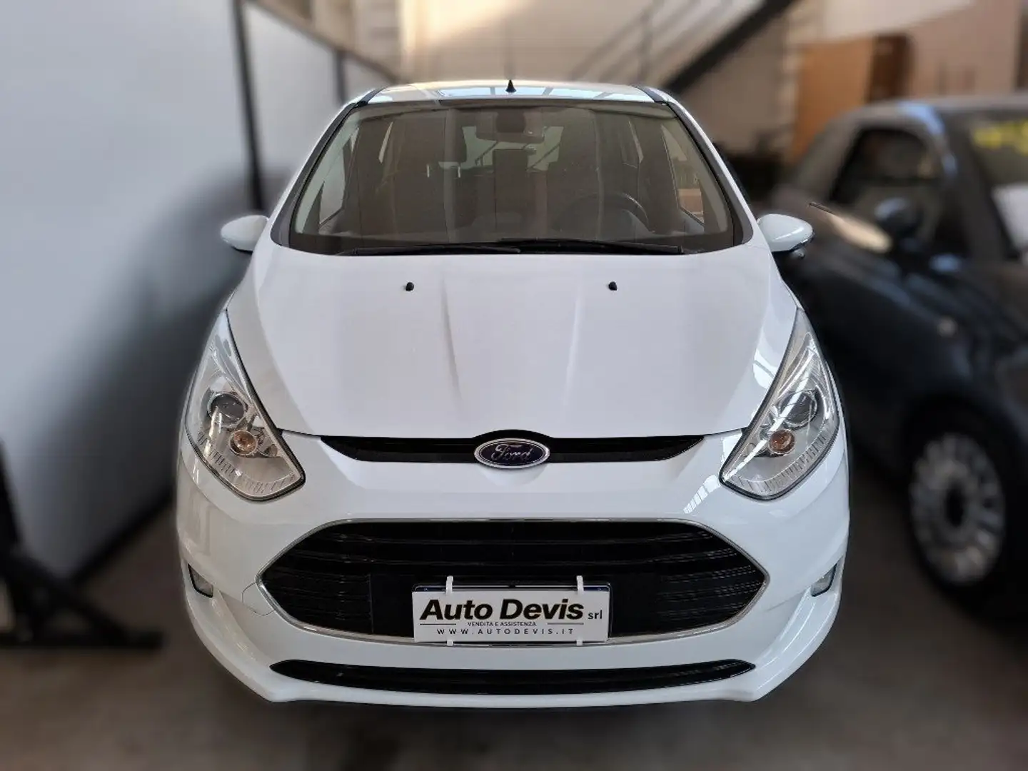 Ford B-Max 1.5 TDCi 75 CV Business Titanium Bianco - 1