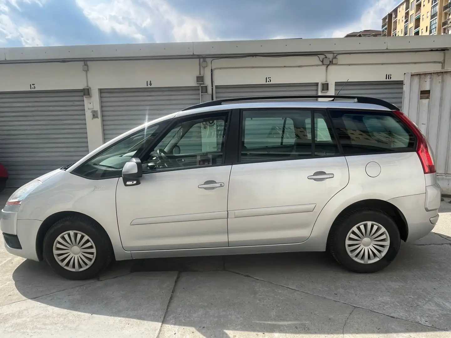 Citroen Grand C4 Picasso 1.6 HDi 110 FAP Elegance Argento - 2