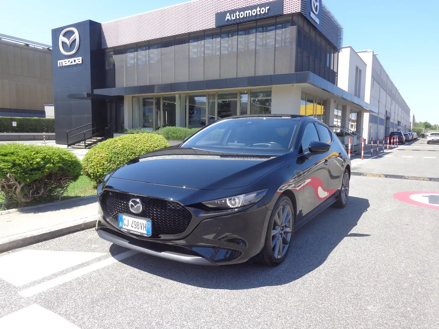 Mazda 3 3 IV 5 porte 5p 2.0 m-hybrid Exclusive 122cv Nero - 2