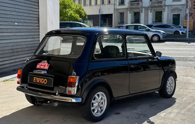 MINI Hatch view 3