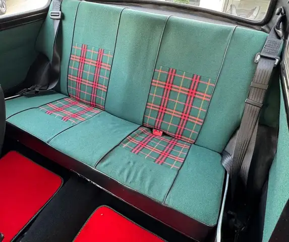 MINI Hatch view 10