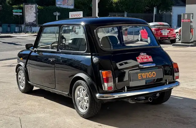 MINI Hatch view 5