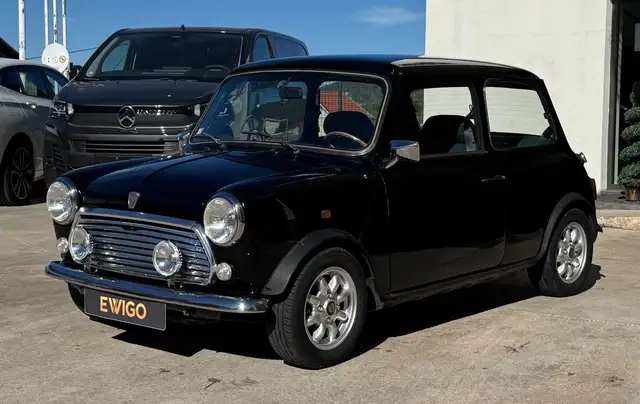 MINI Hatch view 6