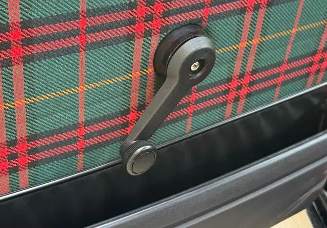 MINI Hatch view 14