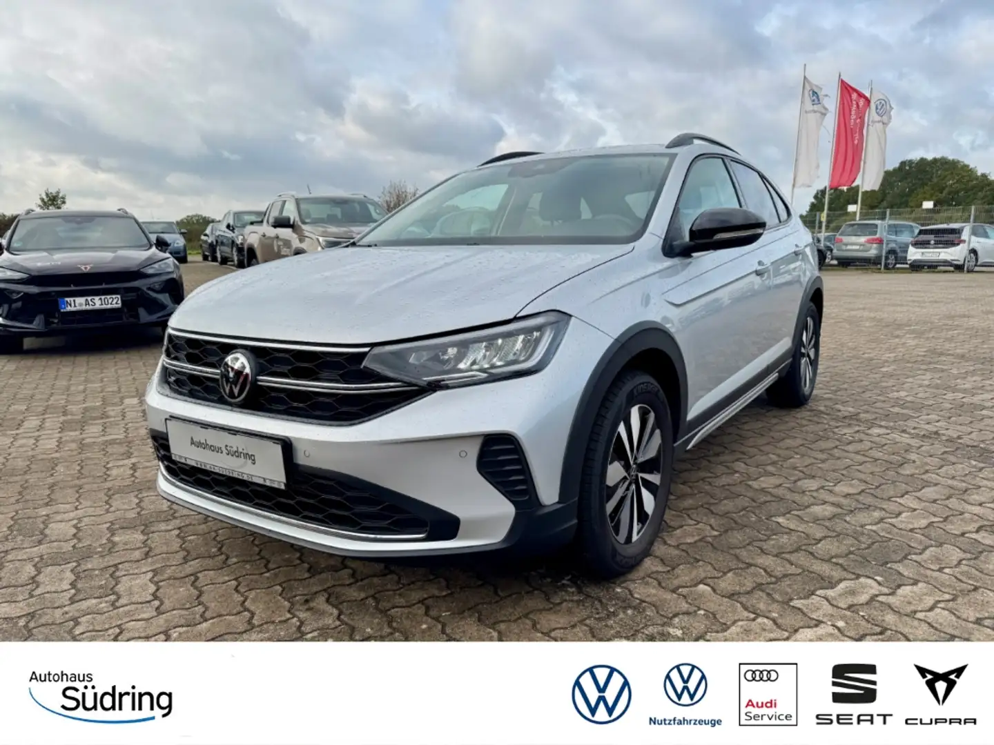 Volkswagen Taigo 1,0 TSI GOAL AHK LED ACC Rückfahrk. Silber - 1