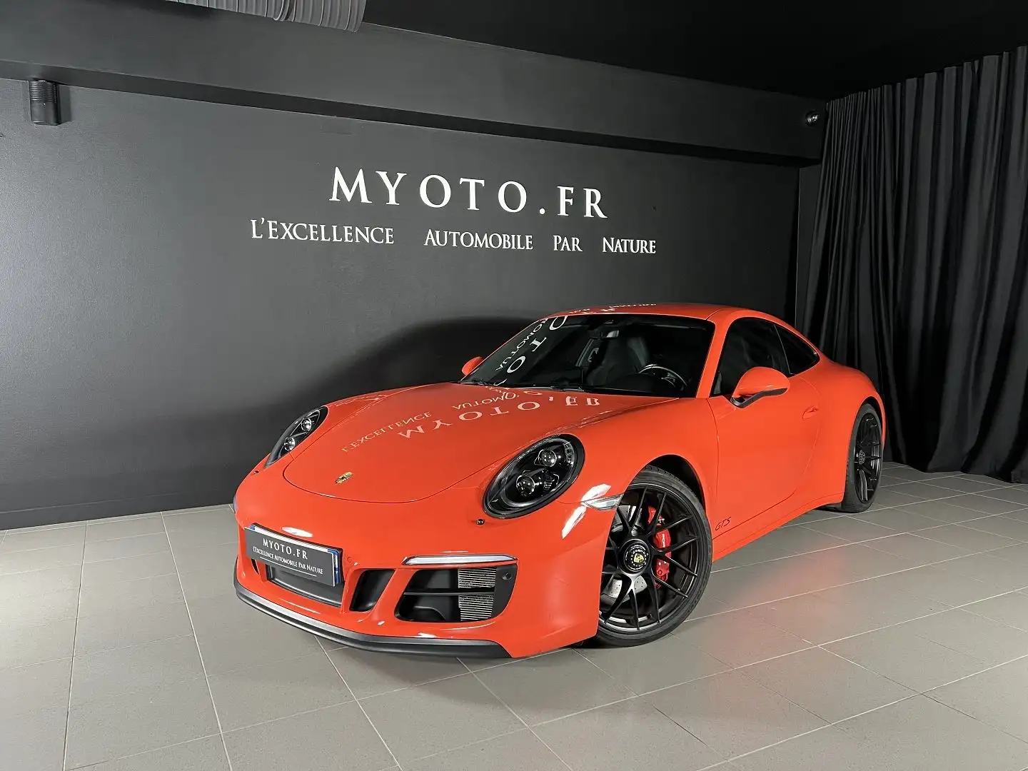 Porsche 911 (991) 3.0 450CH GTS PDK Orange - 1
