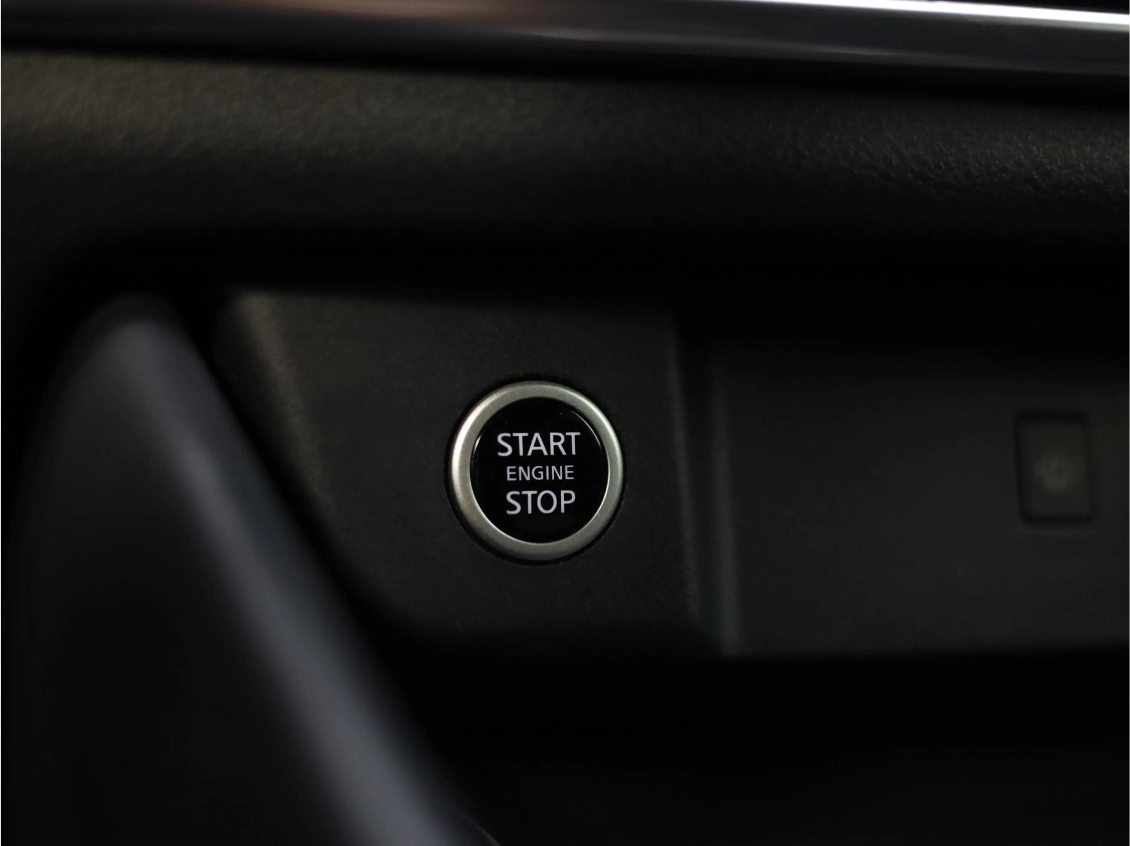 Nissan Qashqai 1.3 MHEV Xtronic N-Connecta | Stuur en Stoelverwar — photo 31
